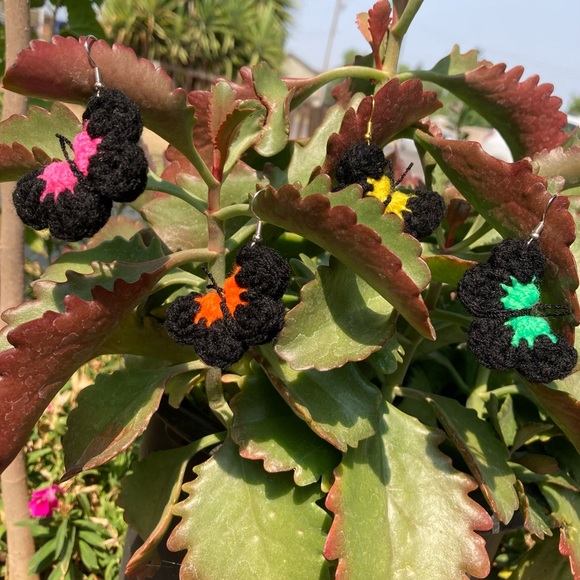 Handmade Crochet Hot Pink Butterfly Earrings - Picture 3 of 9